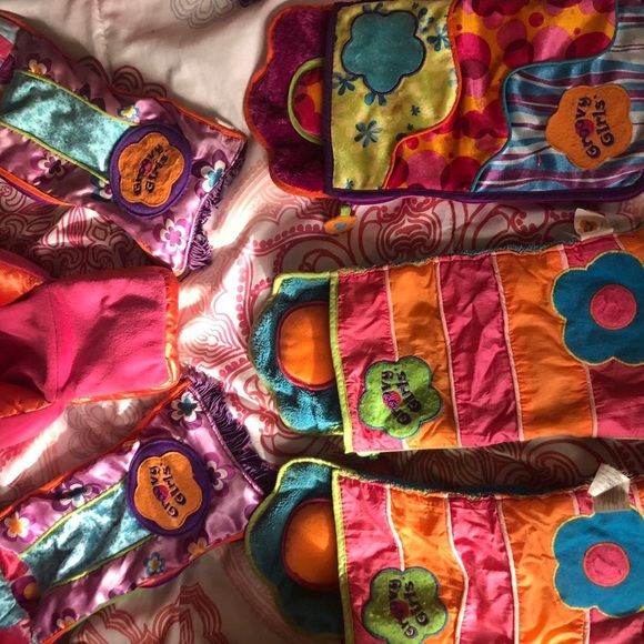 Groovy Doll Playset / Collection - Picture 3 of 8